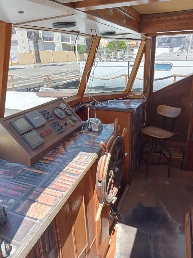 Bateau De Pirates Hotel Gruissan Exterior foto